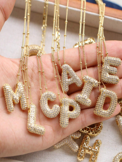 Cadenas con Letras